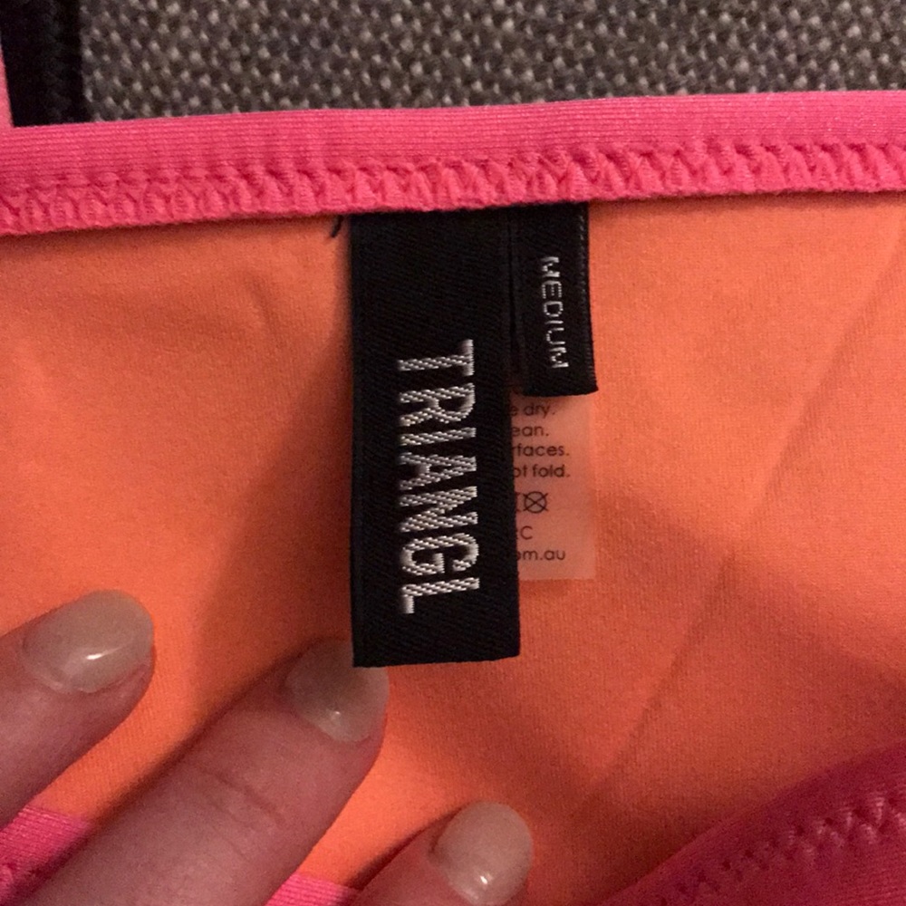 2016 OG Neoprene TRIANGL bikini! - Picture 3 of 3